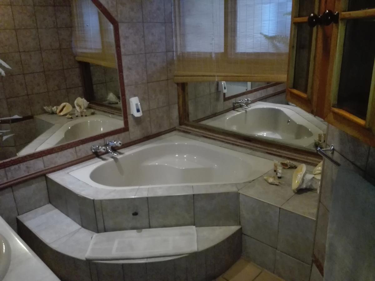 Vido Lodge And Conference Centre Полокване Экстерьер фото